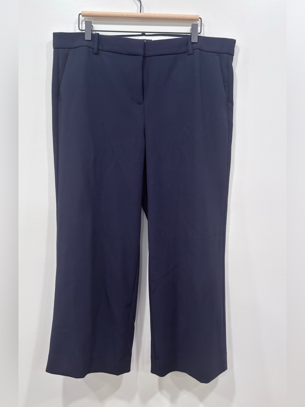 J Crew 365 Women’s Navy Slim Wide-Leg Cropped Dress Pants - Picture 4 of 9